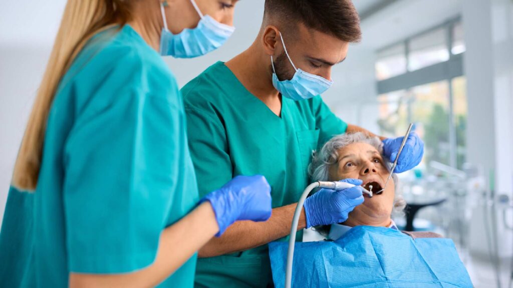 Searching for Emergency Dental Services Open Now? Here’s Help