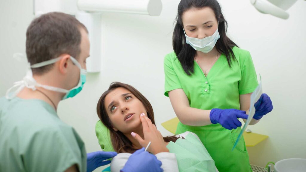 What to Expect from an Emergency Endodontist in Charlotte